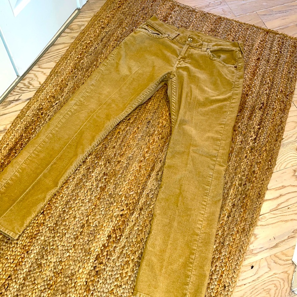 True religion camel cords sz 32